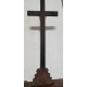 Christ en croix - os - 19e - sur socle bois