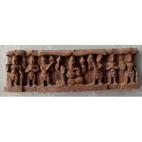 Très joli panneau sculpté sur bois - scène religieuse indienne