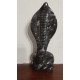 Superbe sculpture cobra orthoceras fossile marbre noir