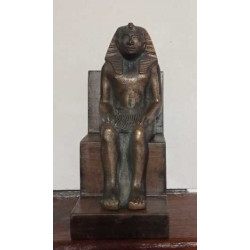 Sculpture bronze Pharaon assis